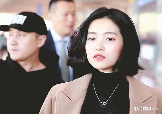 不要乱剪头发了!开春流行这4款发型,洋气又减龄