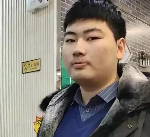 张叔平|大衣哥让小伟当兵，陈萌喜提“军嫂”头衔？网友：部队不收废品