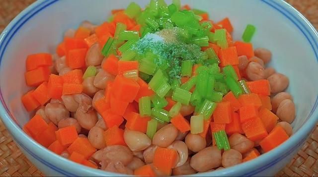 入秋后,少吃“发物”和“寒物”,多吃这4样,清润平燥不上火