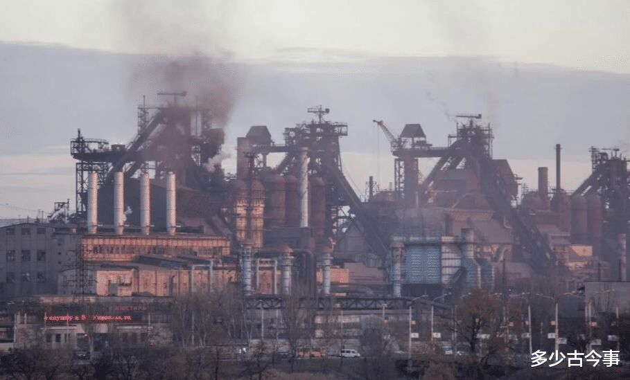 伊隆·马斯克|走投无路，乌军指挥官网上喊话马斯克：救我们出“亚速钢厂”