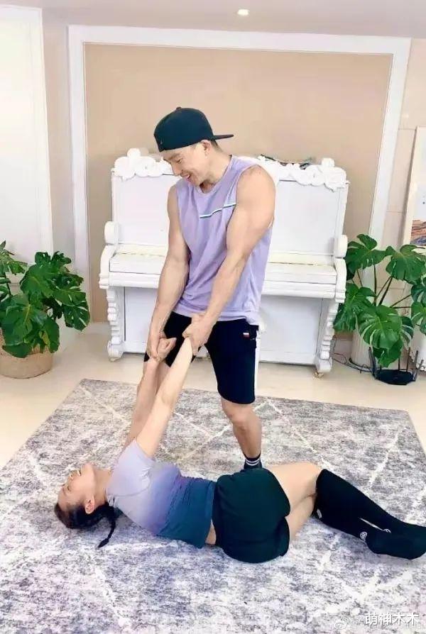 刘畊宏|刘畊宏太火！李佳琦直播间人气下滑，本人也忍不住来蹭热度