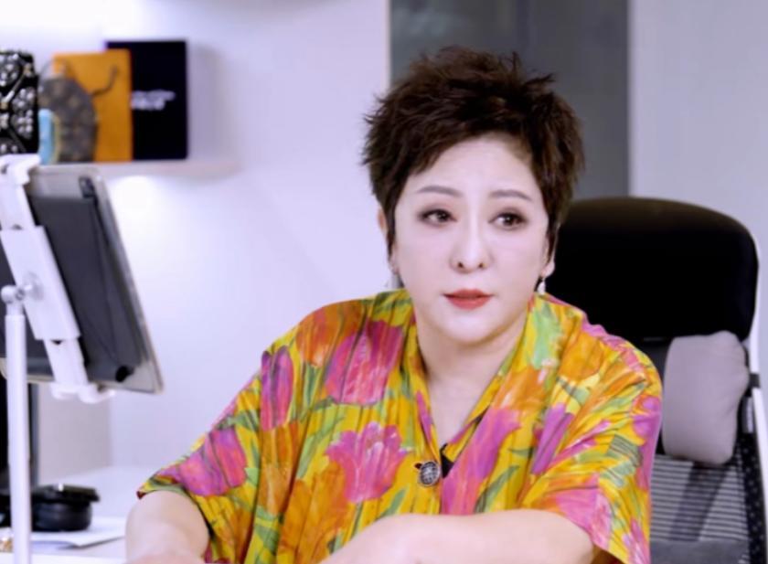 向太|向太否认泼关之琳咖啡,二人相识38年,无所不谈住在同一大厦!