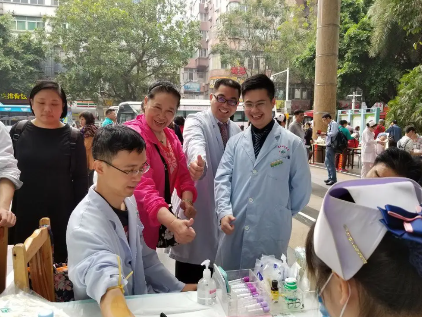 相机|医学生也要“查百度”？严谨程度受质疑，看完身份后网友明白了