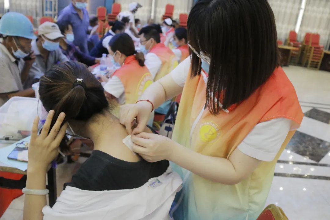 中药|我为群众办实事｜中医中药基层行，零距离服务百姓健康