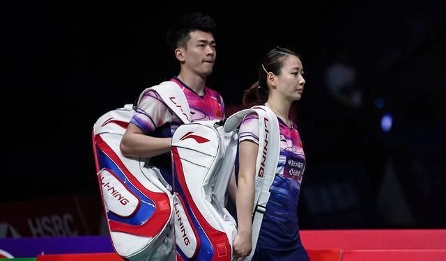 国羽|国羽9胜1负！黄东萍王懿律2：0轻松取胜，黄雅琼与新搭档2：1逆转