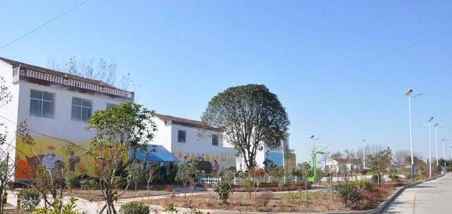 安徽|均不满20岁！安徽3名男孩“钓鱼时”溺亡：河沟窄小，岸边陡峭！