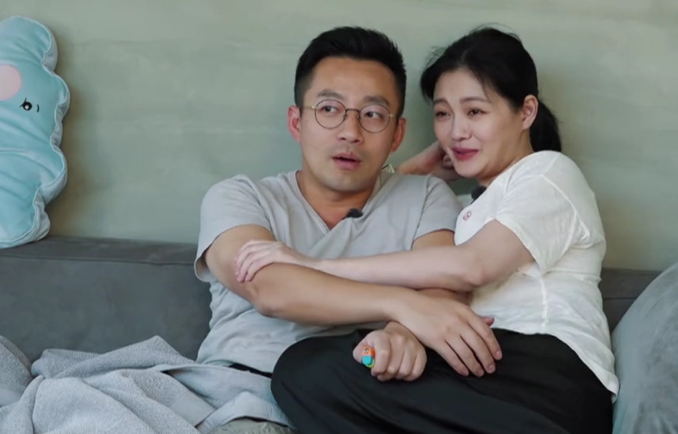 鞠婧祎|大S年轻时的照片曝光，人气突破千万，评论区的差评却出奇的一致