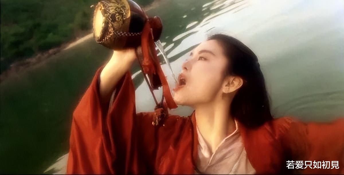 刘晓庆|“冻龄女神”都是假的!12位“不老”女星现状,女神也会变成“奶奶”