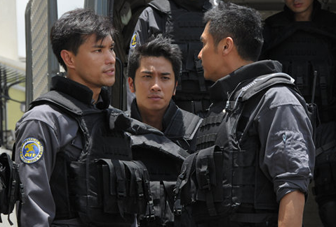 叛逃|难怪港剧《叛逃》可以成为巡礼剧!