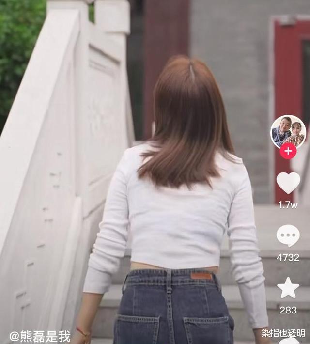 姚策|熊磊秀父母恩爱照片,下雨思念姚策,活在过去到底是精明还是傻?