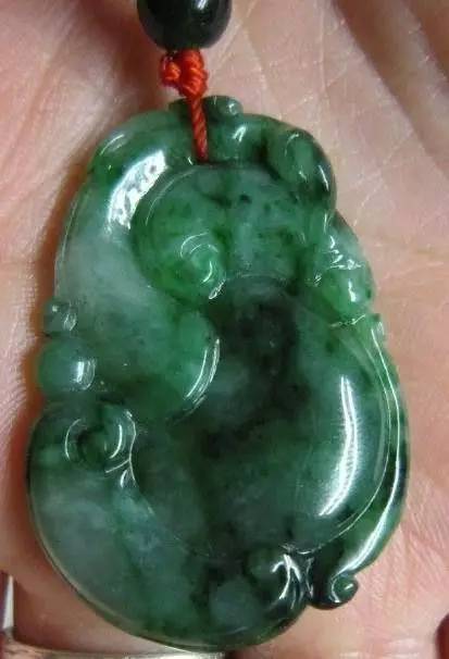 翡翠|仙图有何魔力？能让1千块的翡翠变1万块的模样，教你3招破解它