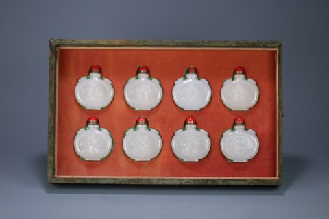 鼻烟壶|旧藏 老和田玉籽料八仙鼻烟壶一套