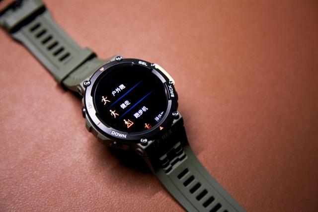 智能手表|2022年，智能手表还要做成“大号手环”吗？