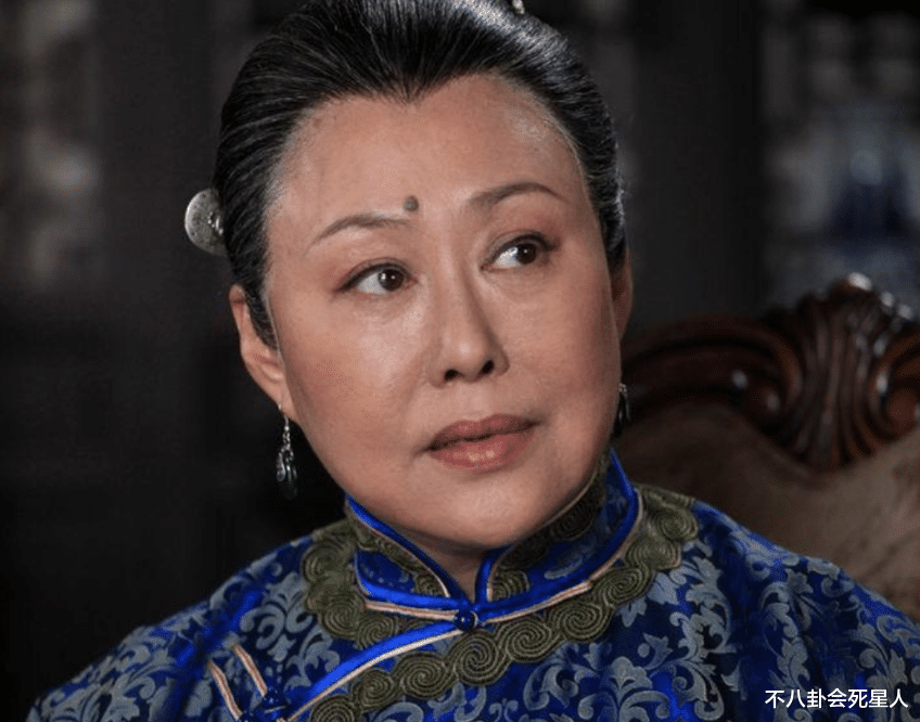 郑佩佩|这些老牌影星变化好大:洪金宝坐轮椅身材消瘦,郑佩佩病到认不出