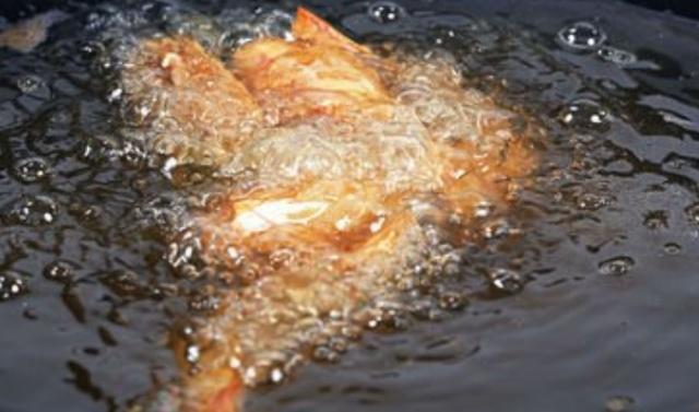 肝脏|肝不好的人,平时尽量少碰3类食物,少喝这种水,或许有助保养!