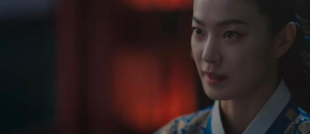 王后伞下|《王后伞下》黄贵人恶胆比爹大，自导自演害启晟，没想到反转来了