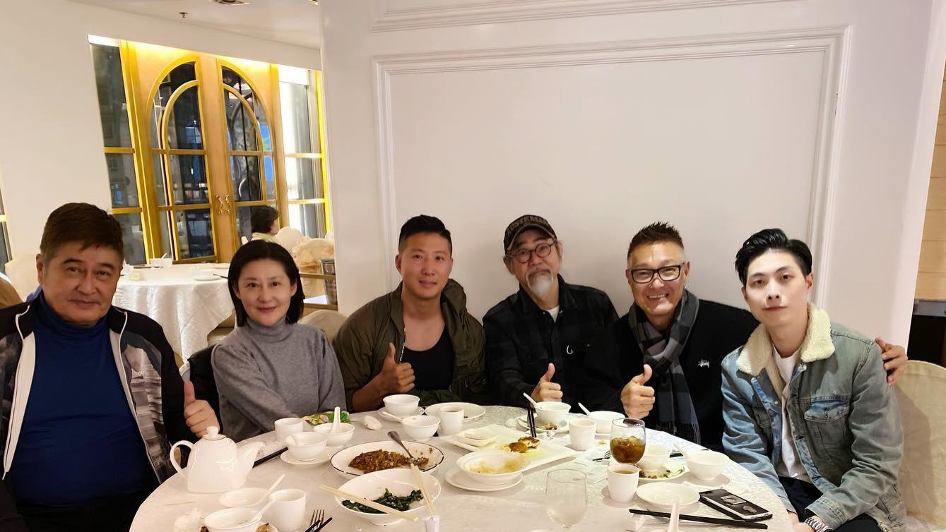 午马|午马癌逝9周年！元华洪金宝小儿子等齐聚一堂悼念，其遗孀罕露面