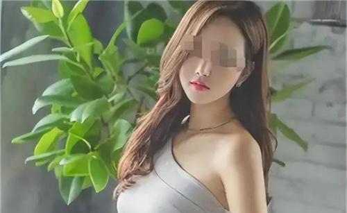 2014年,广东一多情女子赤身裸体惨死在河中,婆婆:她有4个男人