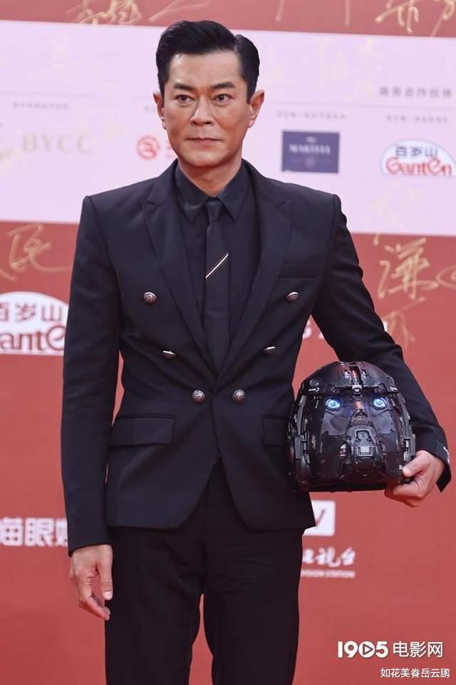 古天乐|连神颜古天乐的脸都崩了?脸僵硬得越来越像蜡像,网友: 远离医美