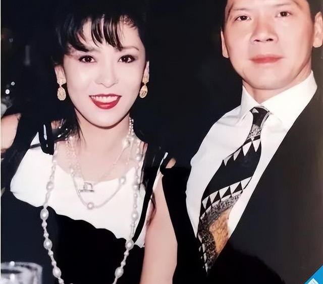 张国荣|张国荣逝世前,曾给向太拨最后一通电话:你信不信我没有抑郁症?