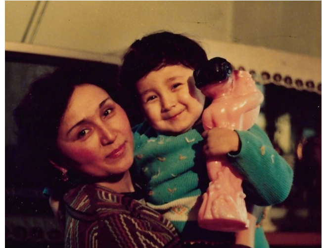 尼格买提|尼格买提:30岁娶帕夏古丽,结婚9年无儿无女,风光背后有眼泪