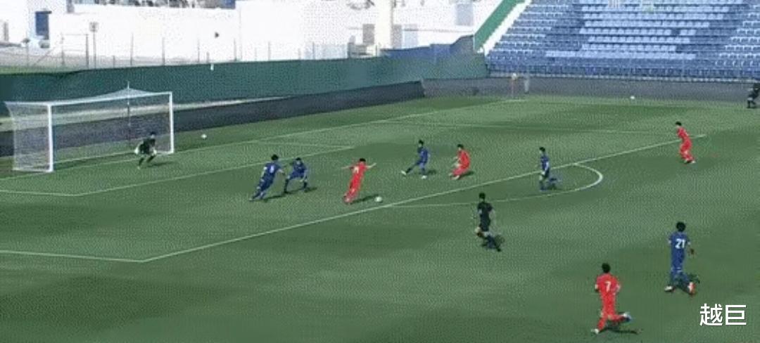 国足|网友：U23国足这次“曼城式进攻”，丝滑如少女出浴！