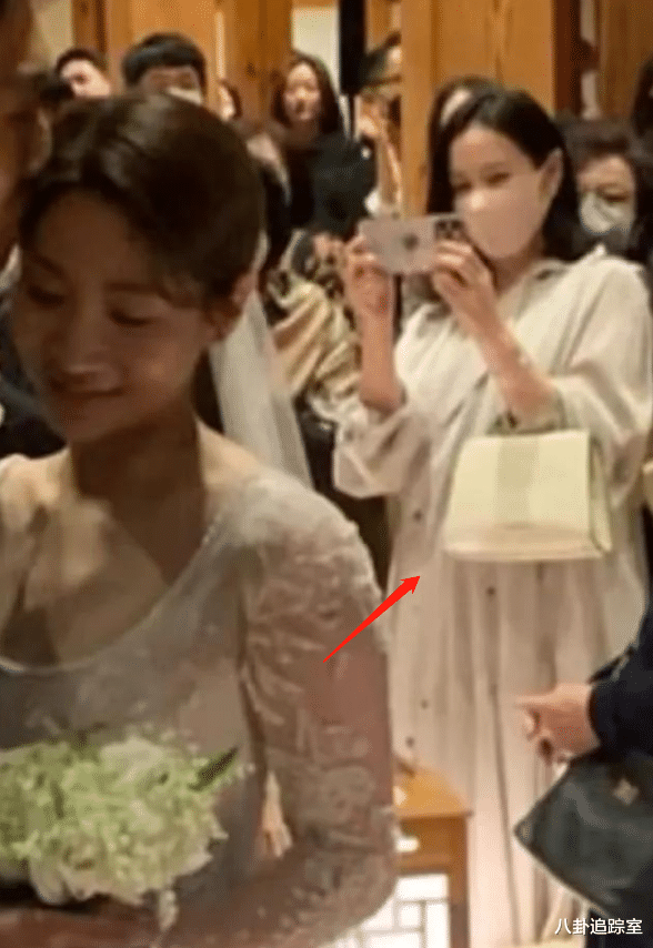 孙艺珍|孙艺珍停工做胎教，为儿子准备价值3w限量奔驰婴儿车，预产期12月