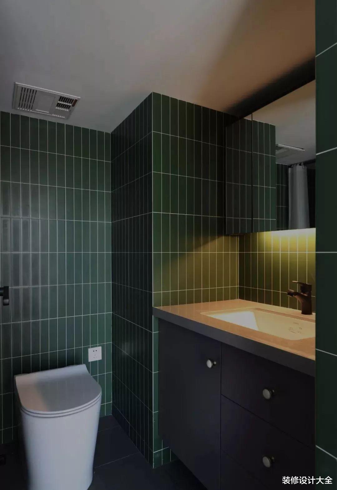 26㎡简约loft单身公寓，头一次见地台沙发，空中浴缸设计！