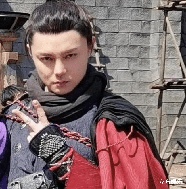 尹正|尹正新剧路透曝光，不堪网友吐槽，发文“反内卷”：我丑我知道