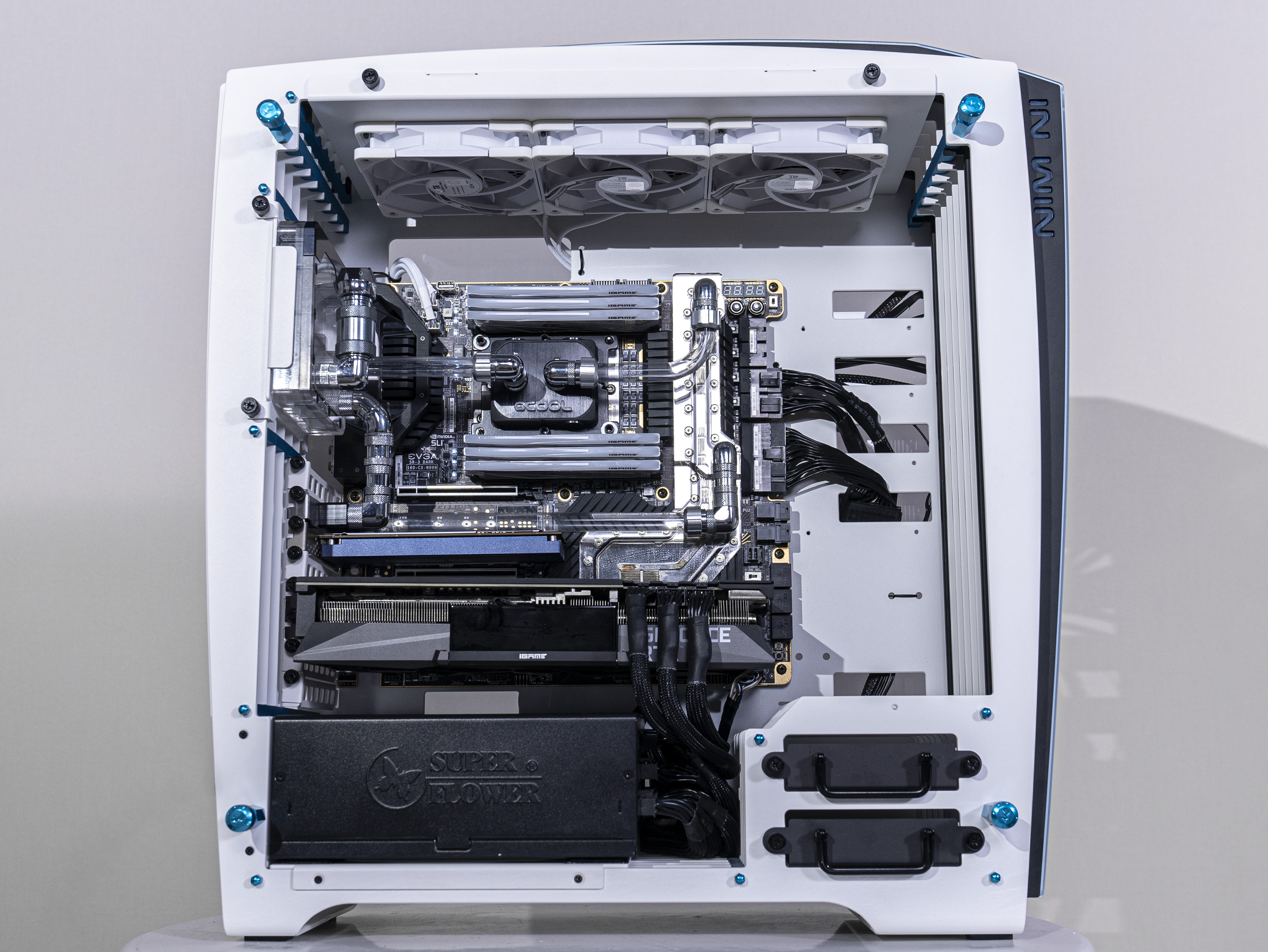 CPU|昔日价值6万元的28核旗舰平台,如今性能表现如何?「上集」