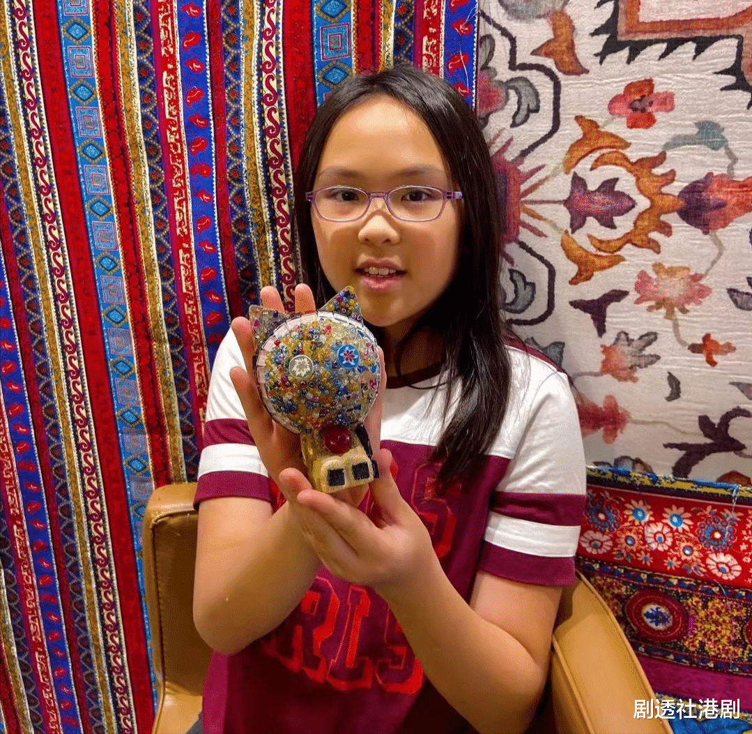 林盛斌|TVB“八爪鱼”14岁大女儿称好身材没有定义，曾自卑即肥又难看