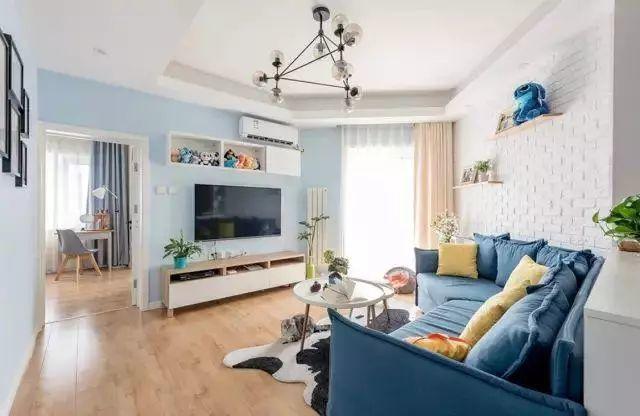 用文化砖当背景墙，可以打造出一种年轻独特的现代艺术质感