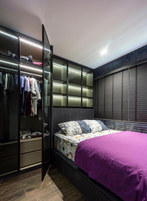 130㎡的房子,餐厅对面一整面墙多功能柜,我确定当初的决定没错