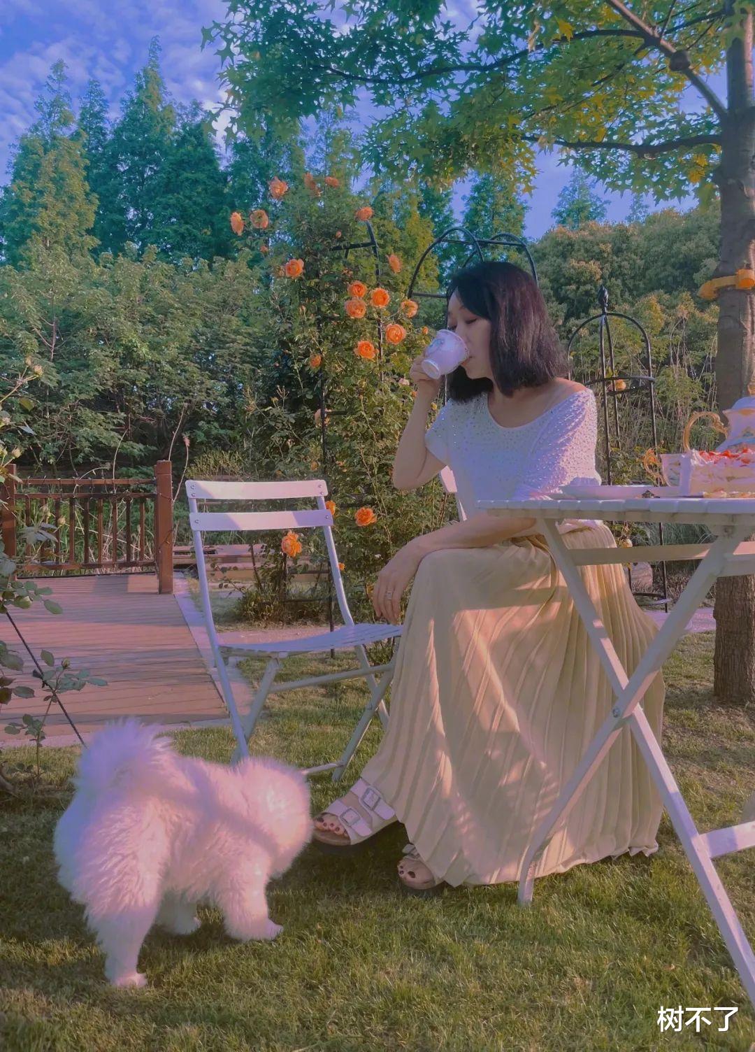 张馨予|离开李晨8年后，她凭借4000万后花园再度翻红：我再也不羡慕李子柒了！