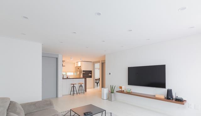 100的婚房做简单装修,即使只刷大白墙,也不比别人家的装修差