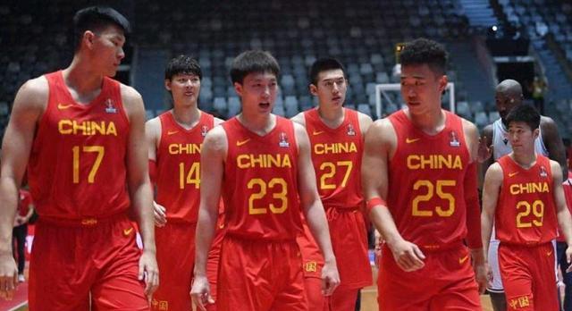 篮球情报站:姚明索赔4.06亿辽篮两笔交易赔本CBA球队报价阿拉基