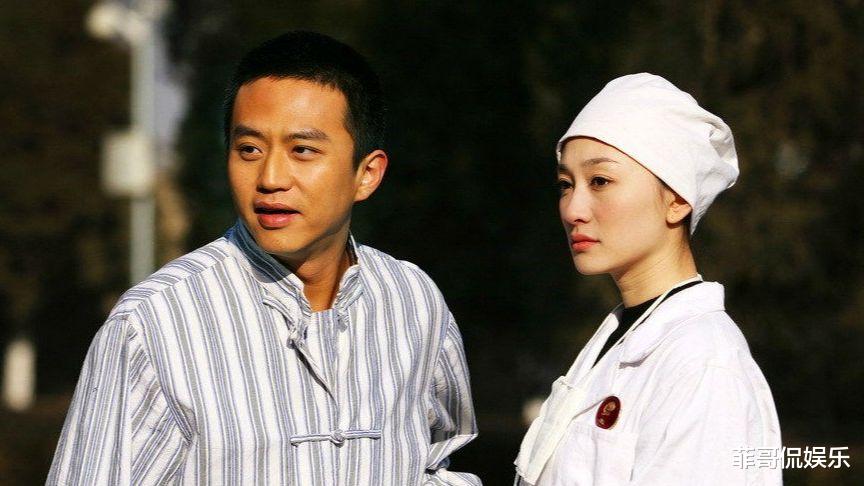 邓超|邓超一句话惹怒冯小刚，发布会甩脸色直接离场，十年恩怨因女人？