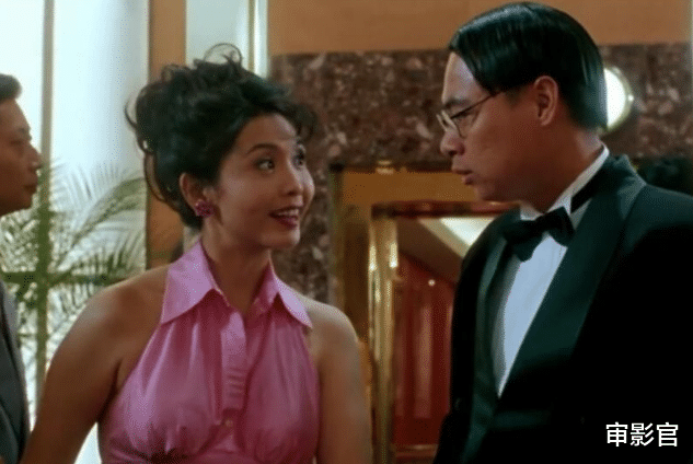 |《鼠胆龙威》是一部动作喜剧片，影片当中的李连杰，更是一身正气