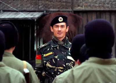 谭咏麟|“军旅一哥”任天野，婚后几十年为何0绯闻？看看妻子是谁就知道