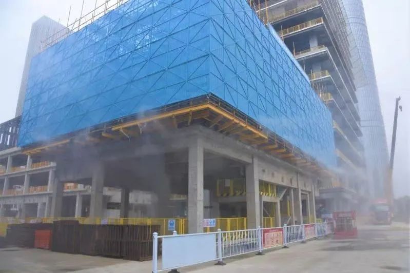 南京|南京新地标首栋超高层主体结构顺利通过验收