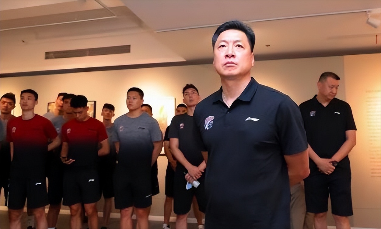 上海男篮|再见!全明星控卫离开上海男篮,重返老东家,率队冲击CBA季后赛