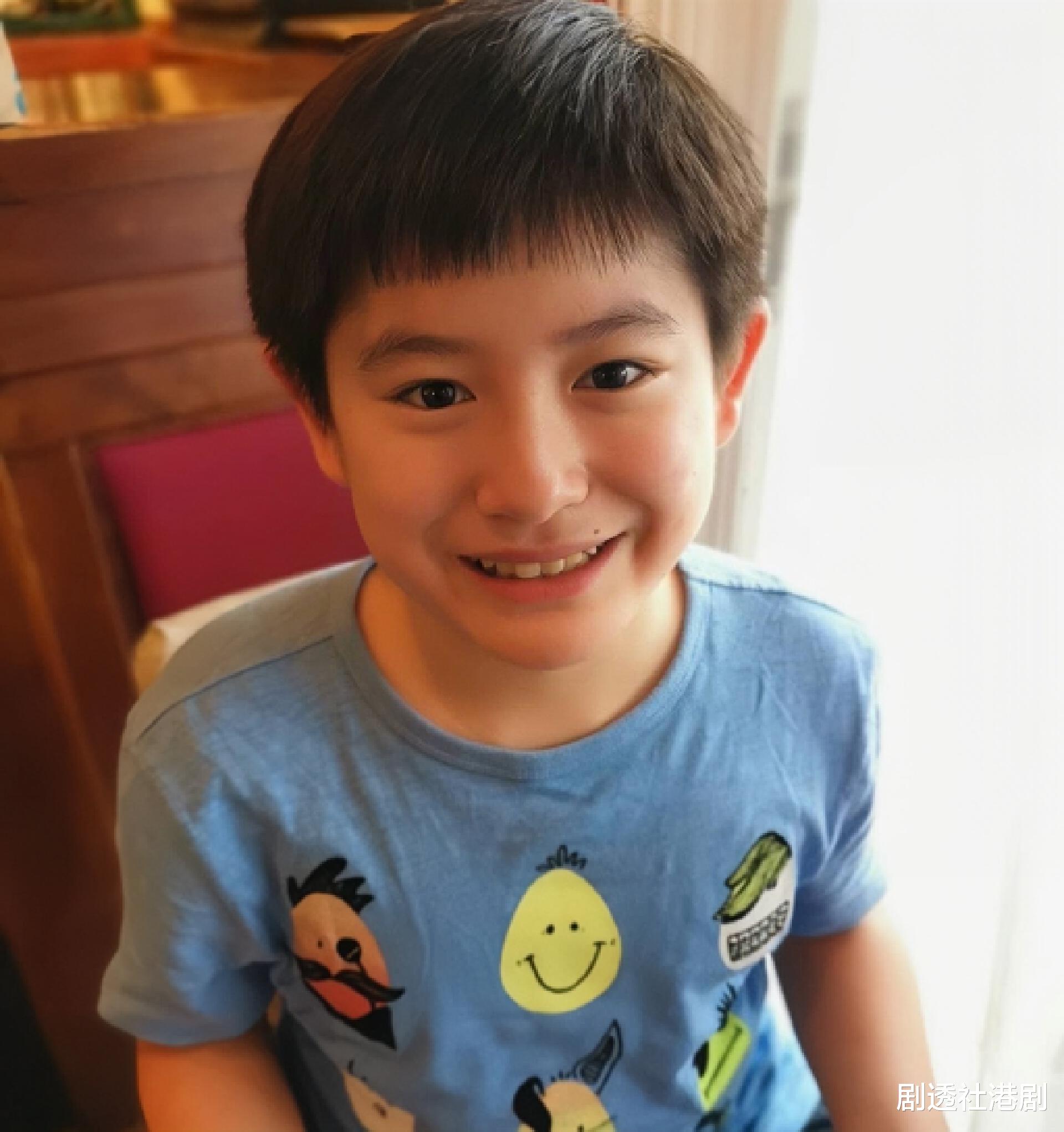 童星|TVB最帅童星将退出演艺圈！入读初中身形变壮实，望成冰壶运动员