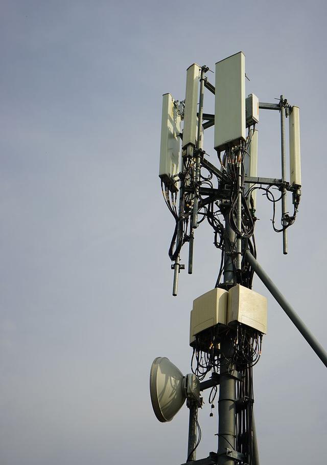 美颜|继续降低对美国零部件依赖,华为5G小型基站国产化再创新高