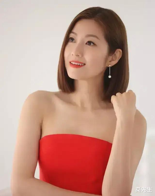 马思纯|一天5个瓜，被富婆包养、恋上已婚富豪，诈骗百万学费，个个都是大瓜