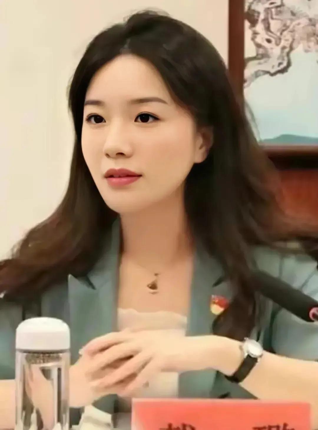 对抱歉了镖子哥,本想给你蓝天,却给了你草原,我知道错了