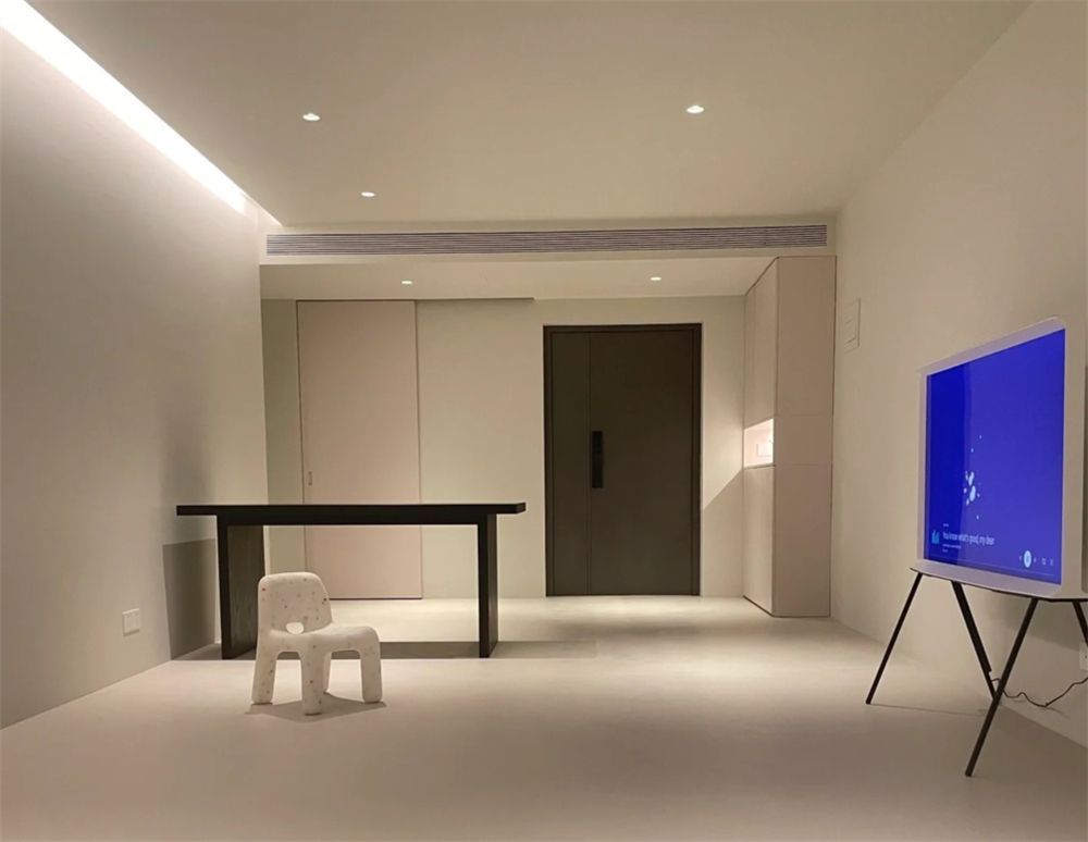 90后的他买下新房，却装修得家徒四壁空无一物，妈妈：这啥呀