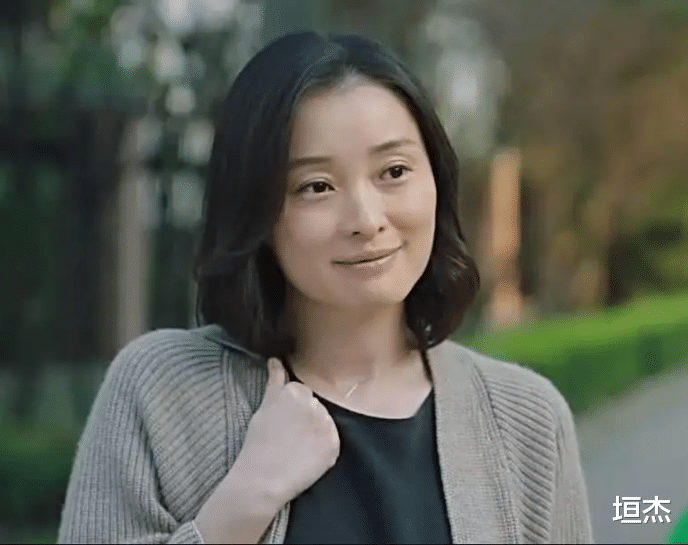 明星素颜|给2022年“素颜最美的10位女演员”排个名，吴越第9，殷桃第2