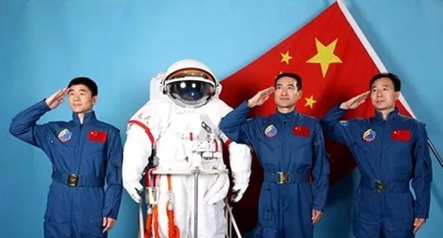 成为航天员有多难,航天员的工资待遇如何?