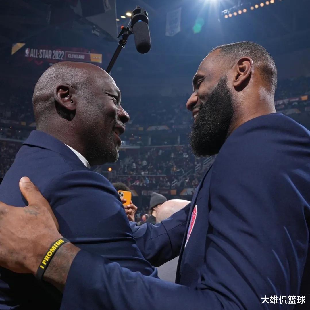 迈克尔·乔丹|迈克尔乔丹无奈赶场全明星赛,是为了给黑人提供更多的赛车机会