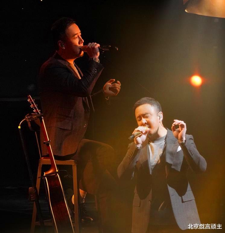 杨丞琳|《闪光的乐队》王炸来袭,杨丞琳断层输出,扎实唱功,频登热搜!